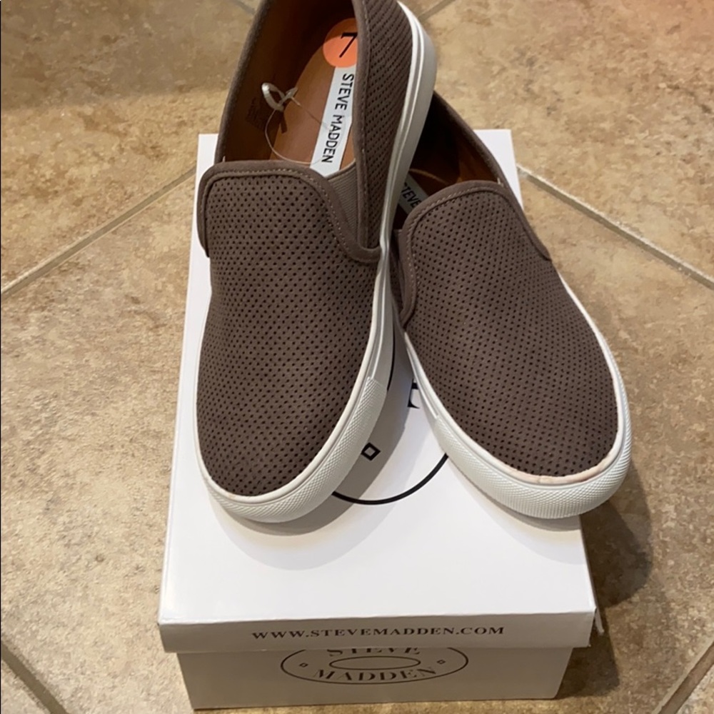 Steve Madden sneakers